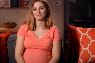 DEVOJKE U SRBIJI GUBE NEVINOST SA 15 GODINA: Psiholog otkriva gde roditelji greše, a majke su zbog ovoga LOŠ primer!