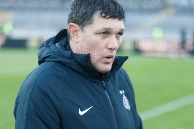 SJAJAN GEST: Vidno potrešeni Gordan Petrić otputovao na sahranu Siniše Mihajlovića