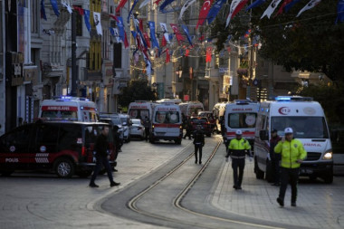 UHAPŠENE 22 OSOBE ZBOG PODMETANJA BOMBE U ISTANBULU! Kurdski ekstremisti odgovorni za napad?
