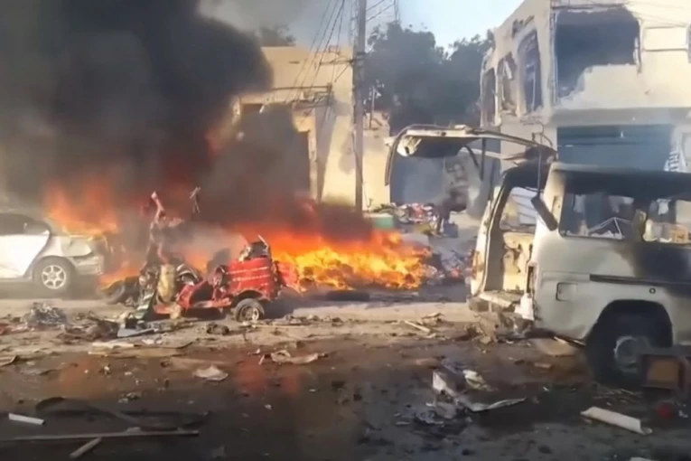 SPREČEN DRŽAVNI UDAR! Tri osobe poginule u pucnjavi, vojska u poslednji čas zaustavila krvoproliće