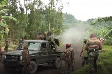 UŽAS NA JUGU ZEMLJE! Najmanje 10 poginulih u eskalaciji nasilja u Kongu - naoružana grupa spalila kuće civilima