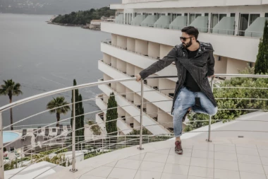 BATA SPASOJEVIĆ PRIPREMA NEVIĐENI SPEKTAKL U BEOGRADU: Pred reviju u glavnom gradu otkriva šta će se nositi naredne sezone!