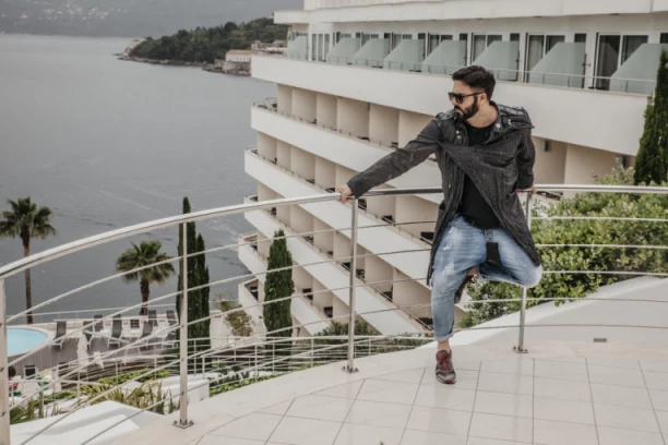 BATA SPASOJEVIĆ PRIPREMA NEVIĐENI SPEKTAKL U BEOGRADU: Pred reviju u glavnom gradu otkriva šta će se nositi naredne sezone!