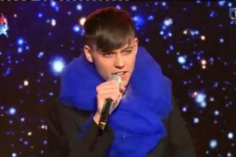 Alina Juhart kao dečak