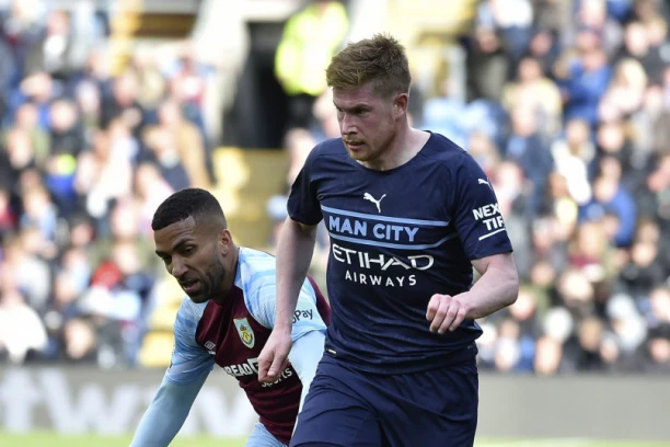 NAVIJAČI U SUZAMA: Tužna vest za svet fudbala