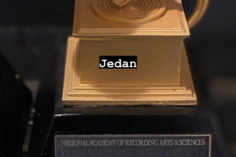 Konstrakta Instagram