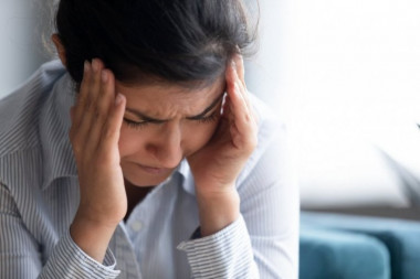 LEPO VREME USRED ZIME ZBUNJUJE NAŠ ORGANIZAM: Doktori otkrivaju zbog čega se sve veći broj ljudi žali na mučninu, glavobolju i visok pritisak