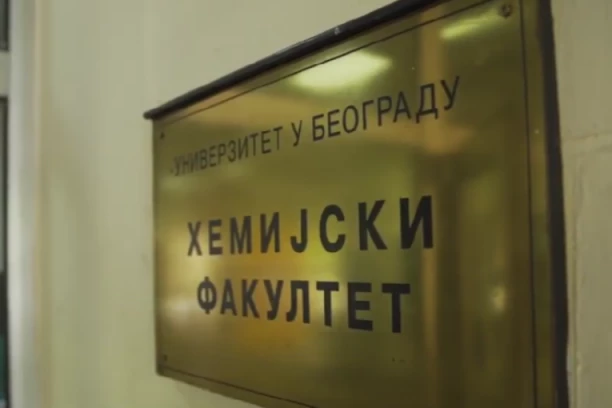 EVAKUACIJA HEMIJSKOG FAKULTETA ZBOG GREŠKE MAJSTORA: Slučajno aktivirao ventil, opasnost i dalje postoji