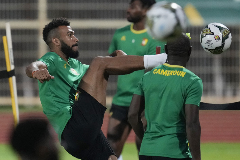 Erik Maksim Čupo-Moting u dresu fudbalske reprezentacije Kameruna