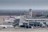 DRAMA NA NEBU IZNAD BEOGRADA! U avionu počeo da se oseća DIM, hitno sleteo!