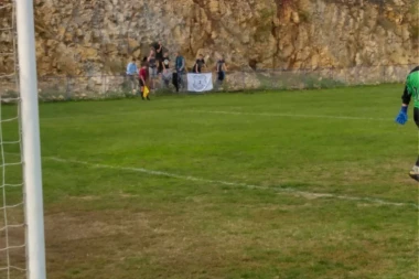 SPREMA SE FEŠTA U DRAČIĆU: Mladost pred svojim navijačima za titulu jesenjeg prvaka!