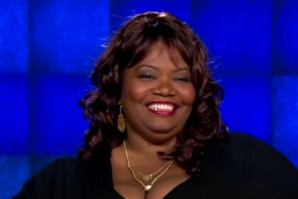 IMA NAJVEĆE PRIRODNE GRUDI NA SVETU: Kada čujete koliko su teške ŠOKIRAĆETE SE, a zbog obdarenosti njena svakodnevnica nije nimalo prijatna