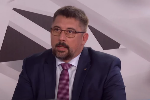 PEDALA ZA LIGAŠE! SNS raskinula koaliciju sa LSV u Novom Sadu!