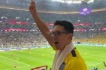 PROVOCIRAO, PA IZAZVAO HAOS: Tenzije na tribinama, navijač Ekvadora DOBRO PROŠAO i IZBEGAO BATINE! (VIDEO)
