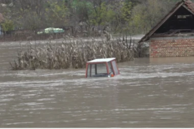 POD VODOM KUĆE, PUTEVI, PIJACA, ORANICE! Lim napravio haos u Prijepolju! NAJGORE TEK SLEDI!