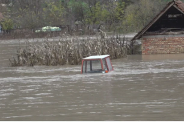 POD VODOM KUĆE, PUTEVI, PIJACA, ORANICE! Lim napravio haos u Prijepolju! NAJGORE TEK SLEDI!