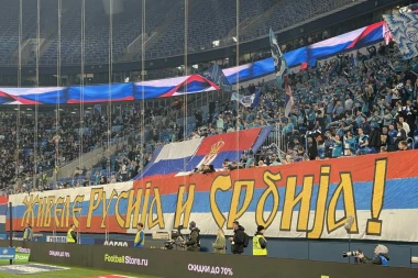 FESTIVAL PRIJATELJSTVA I FUDBALA: Crvena zvezda i Partizan na turnirima u BRATSKOJ RUSIJI!