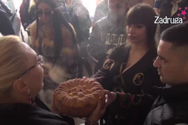 BEBICA DOKAZAO DA JE SEKTAŠ? Macanković šokirao na krsnoj slavi Marije Kulić, jednim potezom ZAPANJIO sve! (VIDEO)