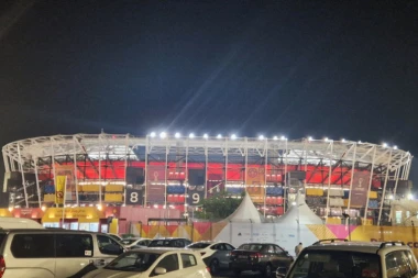 MAGIČNO ZDANJE KOJE ĆE BITI RASKLOPLJENO: Upoznajte NAJPOSEBNIJI stadion na Svetskom prvenstvu u Kataru! (FOTO GALERIJA+VIDEO)