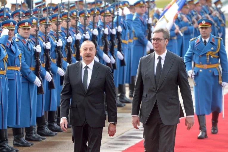 VUČIĆ ĆE DANAS UGOSTITI ALIJEVA! Predsednici Srbije i Azerbejdžena imaće niz sastanaka!