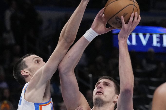 Detalj sa meča Oklahoma - Denver