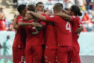 ZOMER I EMBOLO HEROJI: Švajcarska PREŽIVELA Kamerun i pobedila na otvaranju Mundijala! (VIDEO)
