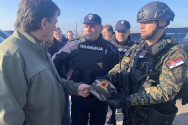 UDARNA PORUKA MINISTRA GAŠIĆA: Nulta tolerancija prema svima koji su zloupotrebili naše gostoprimstvo (VIDEO)