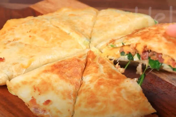 CELA PORODICA NEĆE MOĆI DA ODOLI UKUSU: Odlična ideja za brzo jelo spremno za PET minuta!