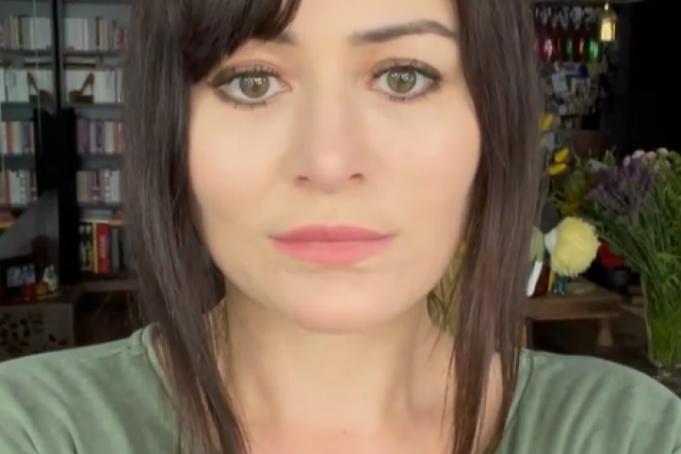 Ovako Deniz izgleda danas