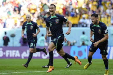 TUNIS PRED ELIMINACIJOM SA MUNDIJALA: Djuk doneo pobedu Australiji i produžiO SAN "Kengura" o osmini finala! (VIDEO)