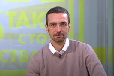 VODITELJ DNEVNIKA U KUĆI KRIJE GLUMICU 8 GODINA MLAĐU: Malo ko zna da su u braku i da imaju DVA sina (FOTO)