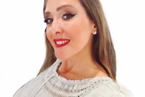 DOBIJALA BATINE, PA ZAVRŠILA U SIGURNOJ KUĆI: Jeziva sudbina naše glumice ledi krv u žilama!