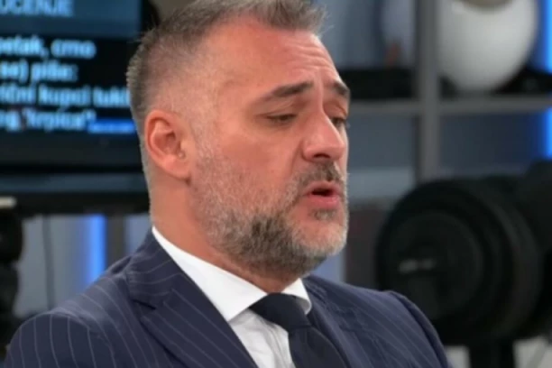 VLASNIK RESTORANA IZNEO JOŠ ŠOK DETALJA O AFERI "LAŽNI MLADENCI": Na mladoj se ne vidi da je trudna, mladoženjini prijatelji tvrde da je GEJ!