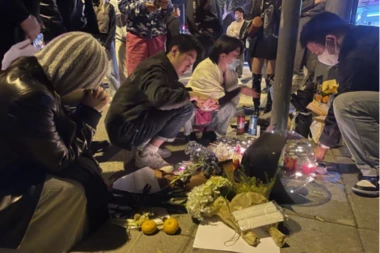 KINA NA NOGAMA, PROTESTI SE ŠIRE! U požaru poginulo 10 ljudi jer je vatrogascima zbog kovid mera trebalo TRI SATA DA UGASE VATRU!