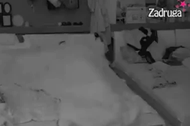 ZOLA UBACIO U PETU BRZINU: Krenuo žestoko u vreloj akciji sa Anitom, pa se baš OBRUKAO! (VIDEO)