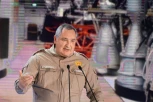 GNEV ZBOG NATO OPREME DMITRIJA ROGOZINA! Bivši direktor Roskosmosa na meti: ZAŠTO NE NOSI OPREMU IZ KOMPLETA "RATNIK"?!
