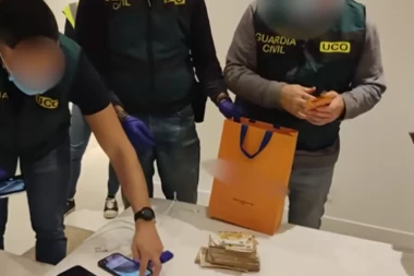 U AKCIJI "PUSTINJSKO SVETLO" PAO TITO I NJEGOVI SARADNICI: Luksuzne vile, automobili, novac, motori...evo šta je sve pronađeno kod pripadnika kartela