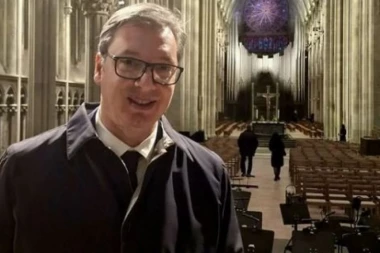 HVALA LJUBAZNIM DOMAĆINIMA: Vučić obišao katedralu Nidaros u pratnji gradonačelnice Trondhajma (FOTO)