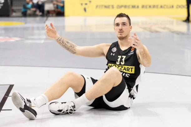 NE MOŽE DA DOĐE SEBI: I kamen bi zaplakao - Danilo Anđušić se oprostio od tragično nastradalog Janisa Time!