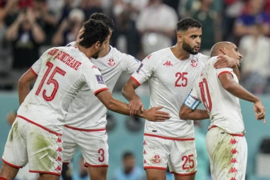 TUNIS UZALUD POBEDIO SVETSKOG ŠAMPIONA! Australija u osmini finala Mundijala posle DRAME u grupi D!