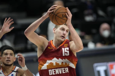 SAVRŠENO VEČE: Oboren REKORD NBA lige - ovo NIKO NIKADA nije uradio!