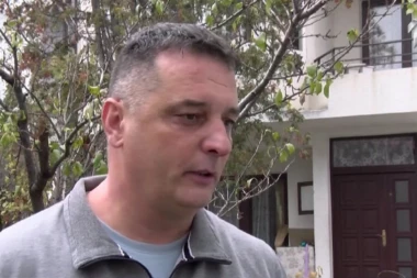 SVAKI POKRET MU JE OPTEREĆENJE, NE MOŽE DA TRČI, VEŽBA! Ispovest oca pretučenog dečaka iz Novog Pazara: Napalo ga je 6 ili 8 dečaka!