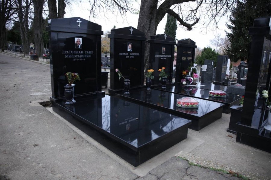 Grobna mesta gde počivaju članovi porodice Bojović