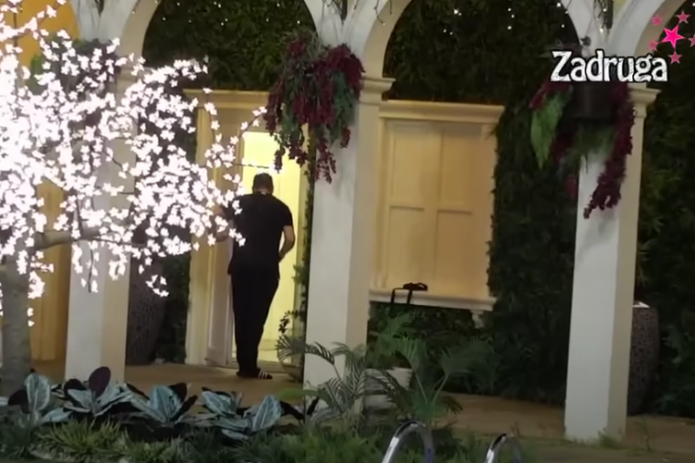 Ivan Marinković se igra sa Željkom Kulić