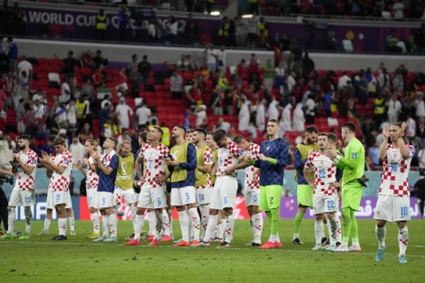 SVE ZBOG HRVATA: Ovo se nikada nije desilo, Vatreni su sve UPROPASTILI!