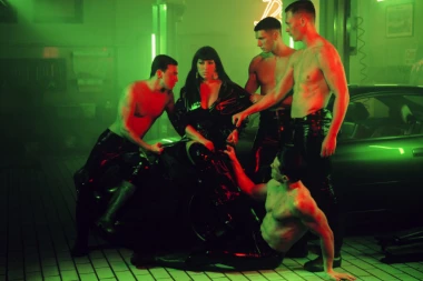 SADO-MAZO SEKA ALEKSIĆ: Za ovim kreacijama plaču šopovi za odrasle!