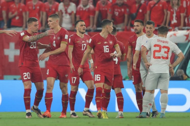JADNI SU! Albanci napravili haos nakon pobede Švajcarske, kompleksi su neizlečivi! (VIDEO)