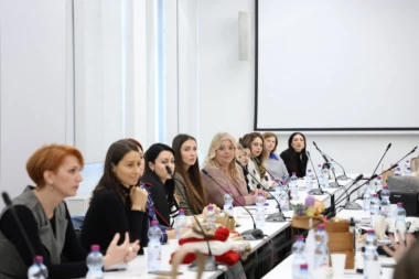 VEĆINA ŽENA IMA ŽELJU DA POKRENE NEŠTO SVOJE! Jovana Šipčić organizovala besplatan Bazar preduzetnica - Veliki broj prijava