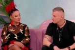 SANJA MARINKOVIĆ ZANEMELA USRED EMISIJE: Voditeljka saznala za dugo čuvanu estradnu tajnu! (FOTO)