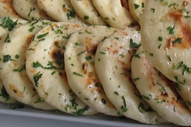 LEPINJICE IZ TIGANJA SPREMNE ZA 10 MINUTA: Odličan recept za današnje jelo!